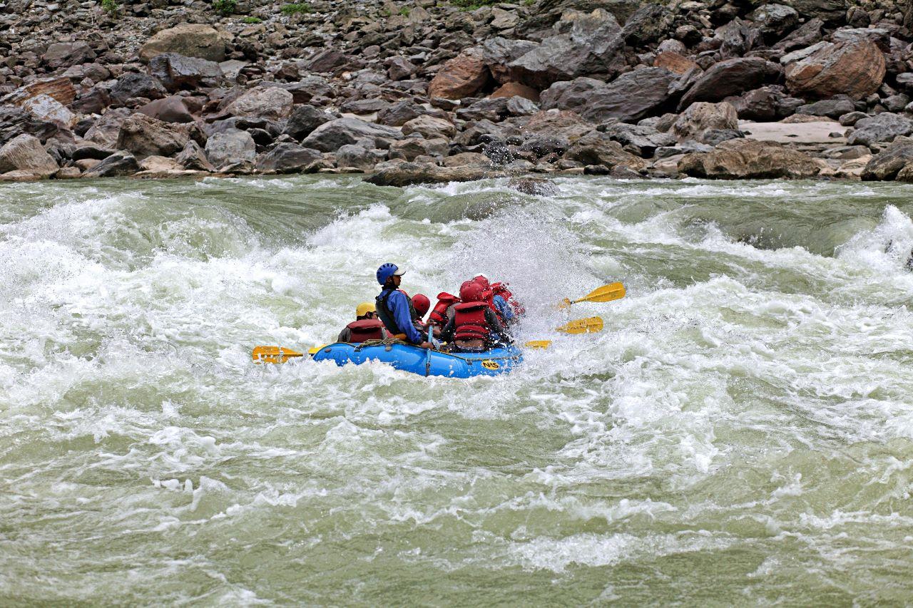 Trishuli River Rafting- 1 Night/ 2 Days — photo 6