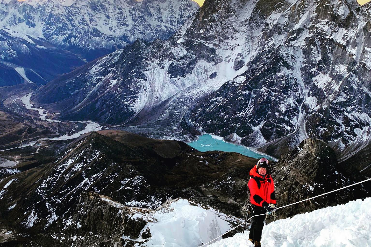 Lobuche Peak Climbing — photo 4