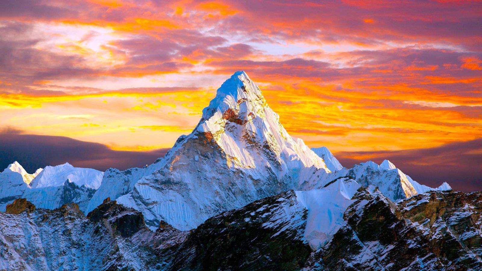 Everest Base Camp Trek with Helicopter Return — 12 Days 2026 — photo 3