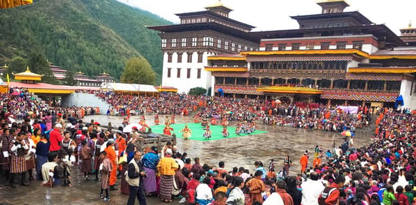 10 Days Bhutan Tour - Central Bhutan & the Bumthang Valleys — photo 1