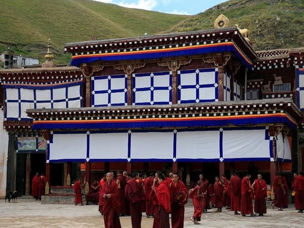 Nepal And Tibet Overland Tour — photo 5