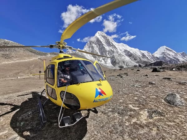 Everest Base Camp Helicopter Tour — photo 2