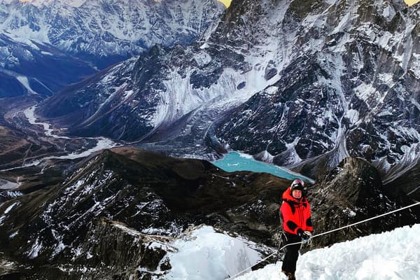 Lobuche Peak Climbing — photo 3