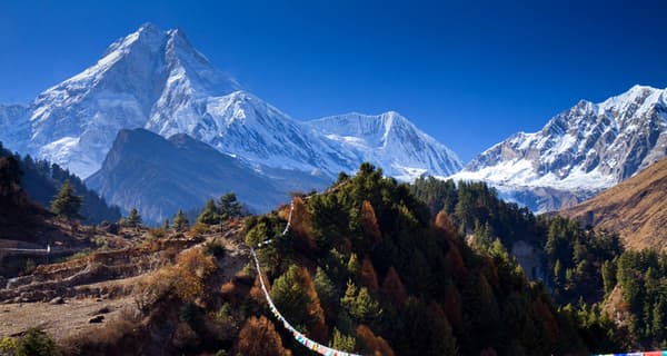 Manaslu Circuit Trek — 15 Days | Cost & Itinerary 2026 — photo 1