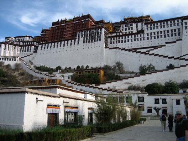 Short Nepal And Central Tibet Tour